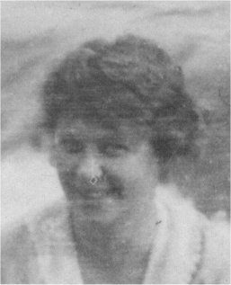 picture of Minnie Hall 